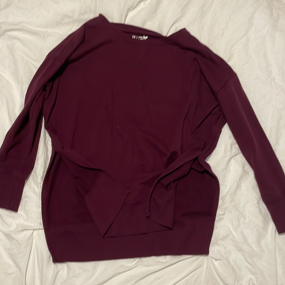 SIDE SLIT SWEATSHIRT